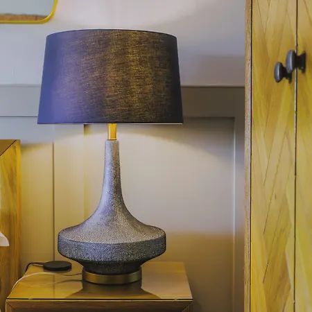 Black Horse Hotel